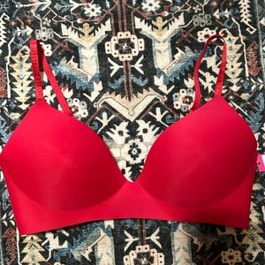 NWT Vince Camuto red bra